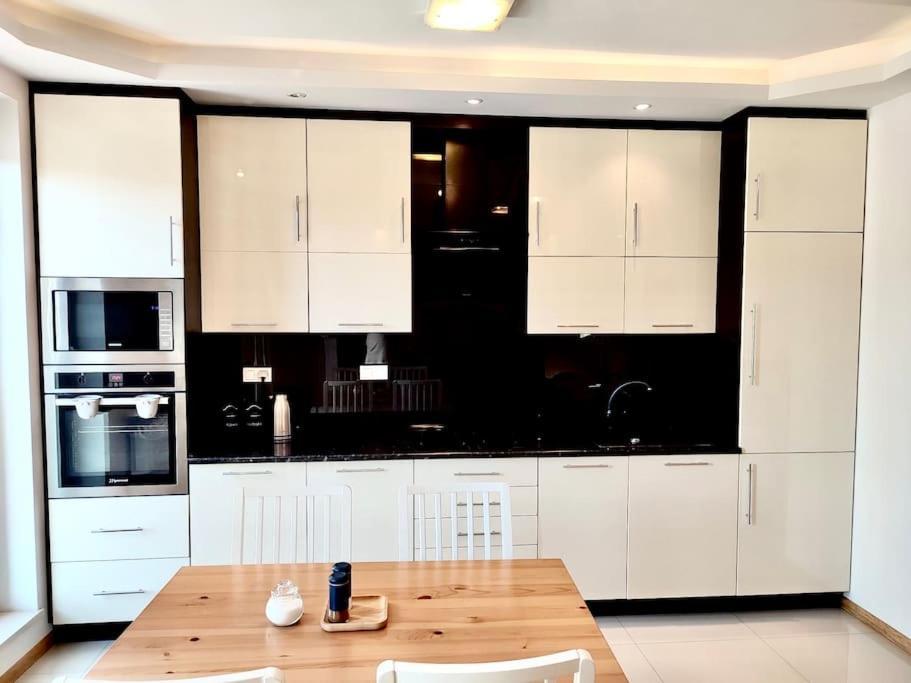 Nowoczesny Apartament Na Pradze Warszawa Zewnętrze zdjęcie